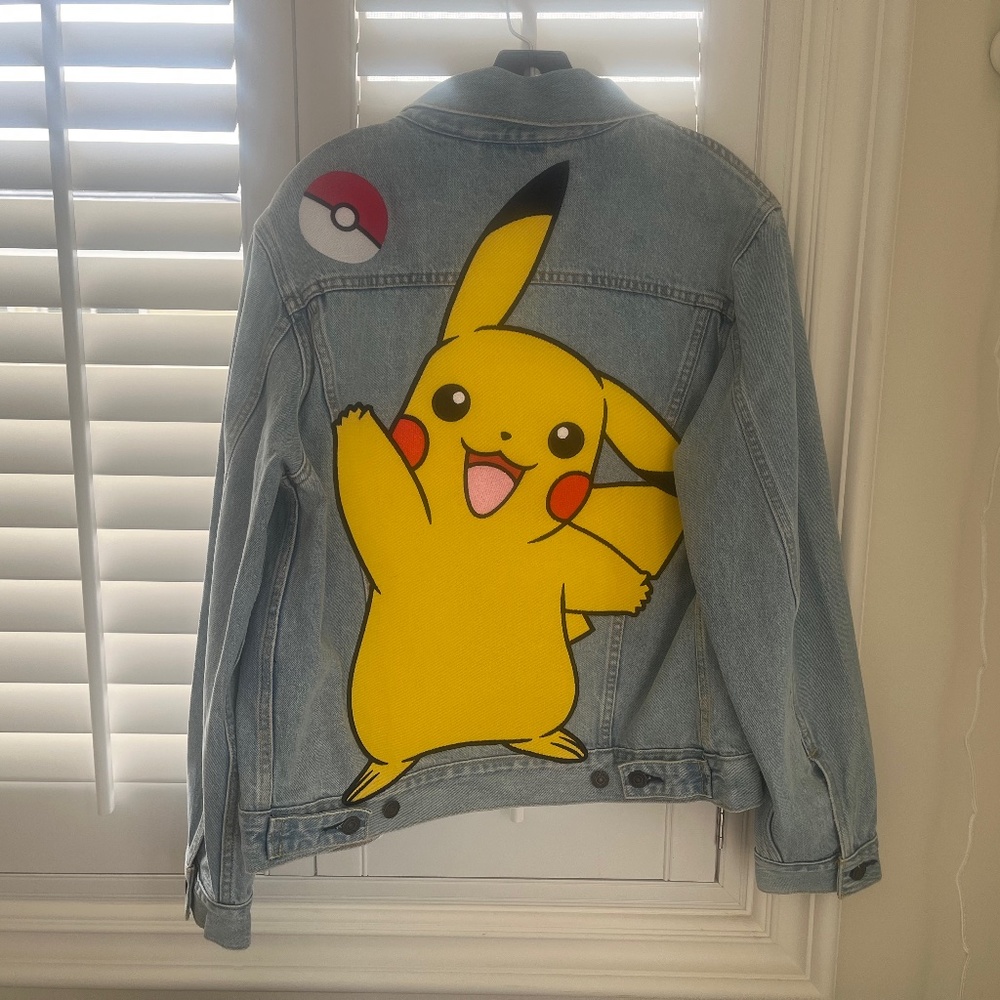 Levi’s x Pokémon Pikachu denim jacket Japan size xs